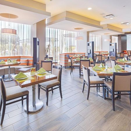 Courtyard By Marriott Saltillo Exterior photo