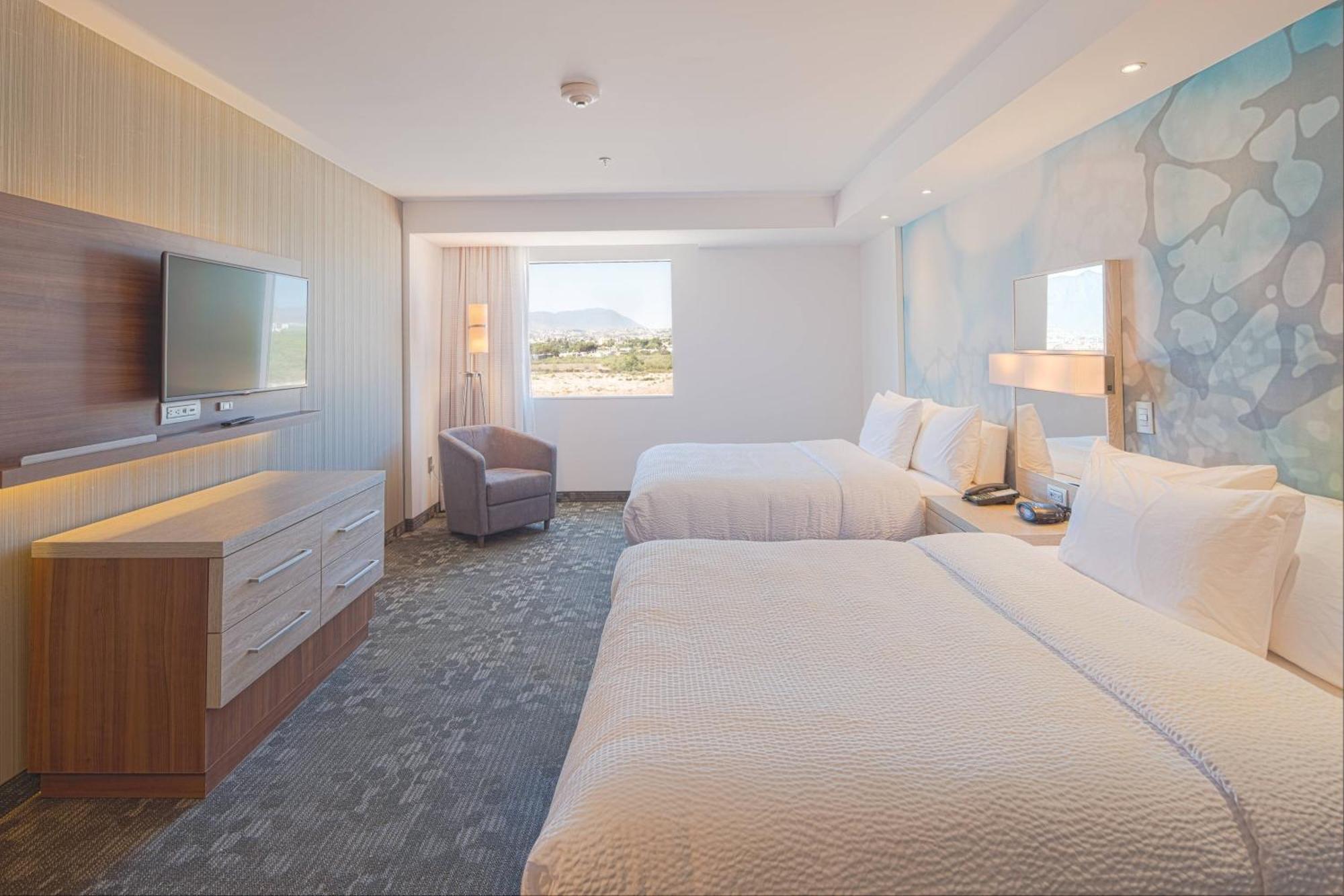 Courtyard By Marriott Saltillo Exterior photo