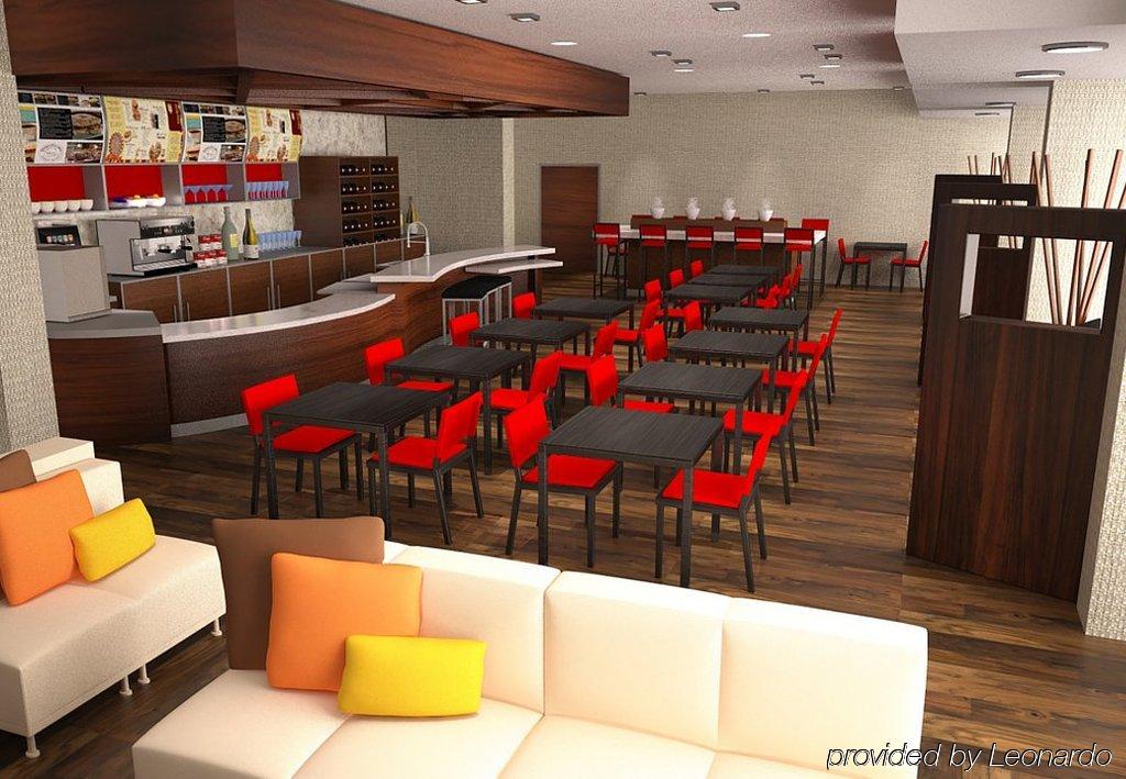 Courtyard By Marriott Saltillo Exterior photo